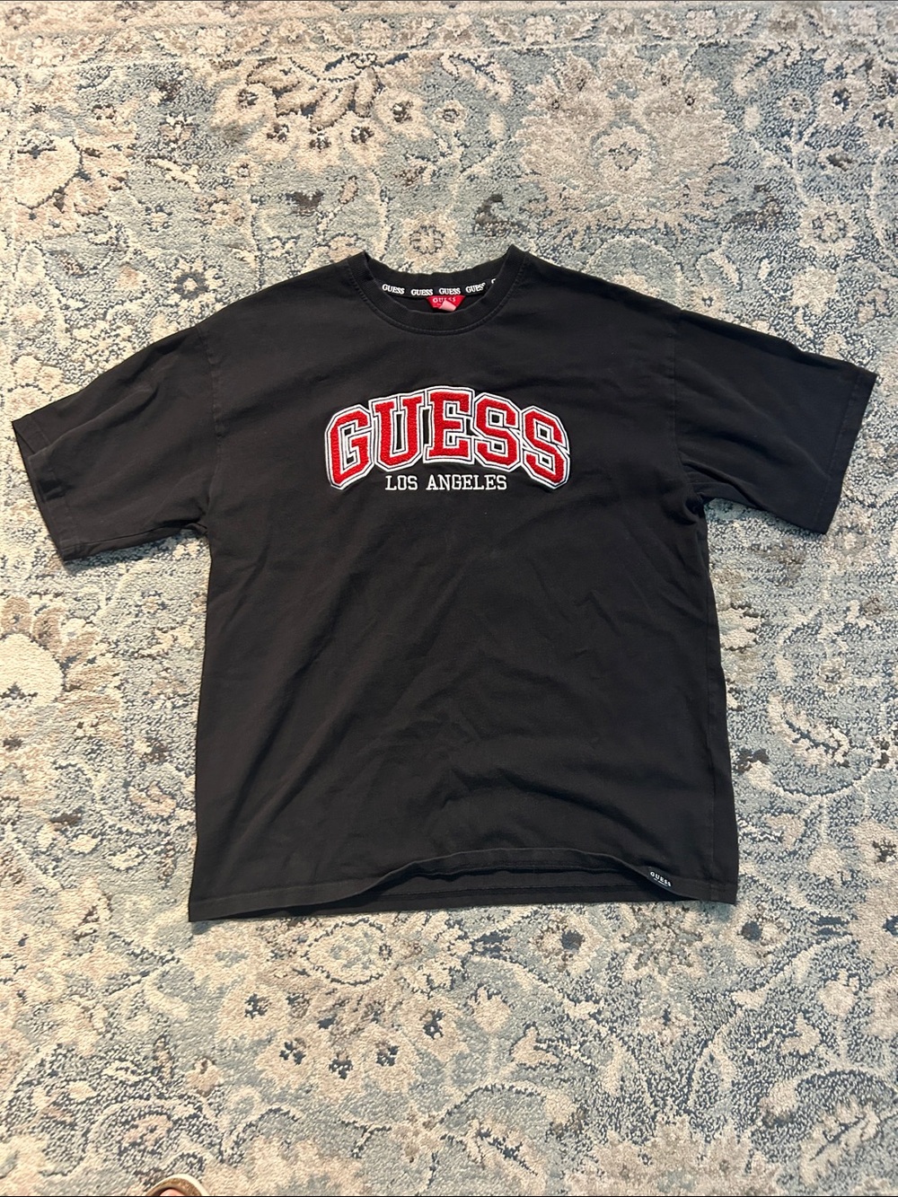 GUESS Black Short-Sleeve 'Los Angeles' Logo Tee with Red Lettering